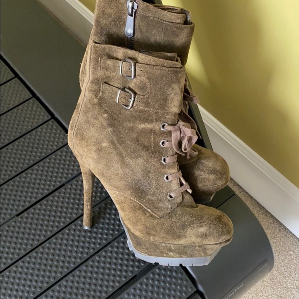Sam Edelman Olive green suede booty